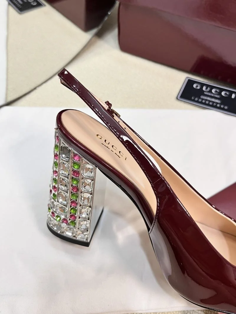 Sophisticated Gucci Sandals 25058