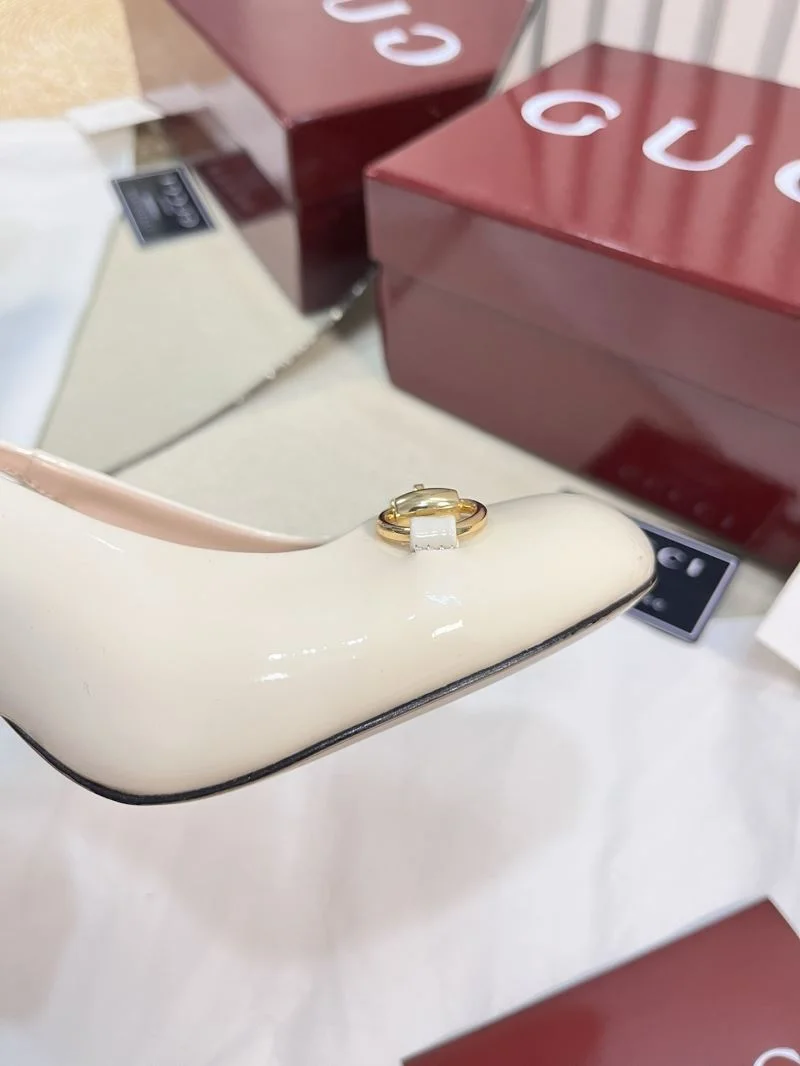 Premium Gucci Sandals 25059
