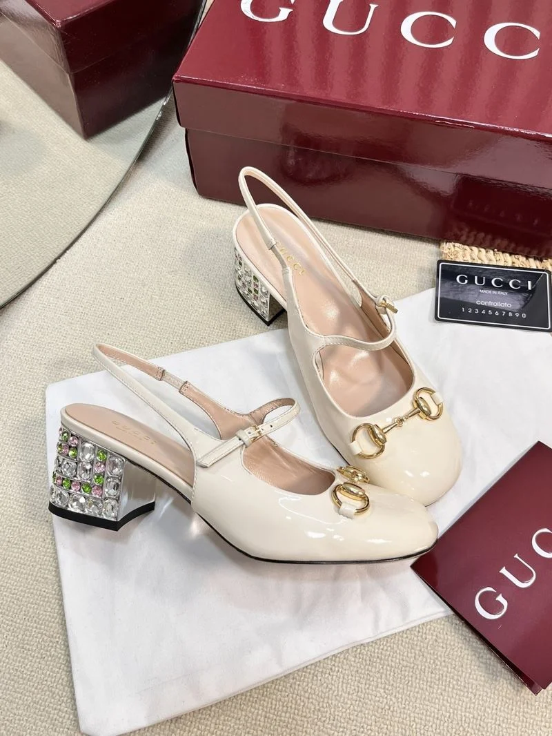 Resilient Gucci Sandals 25057