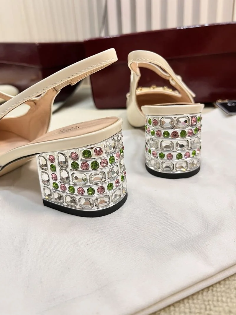 Resilient Gucci Sandals 25057