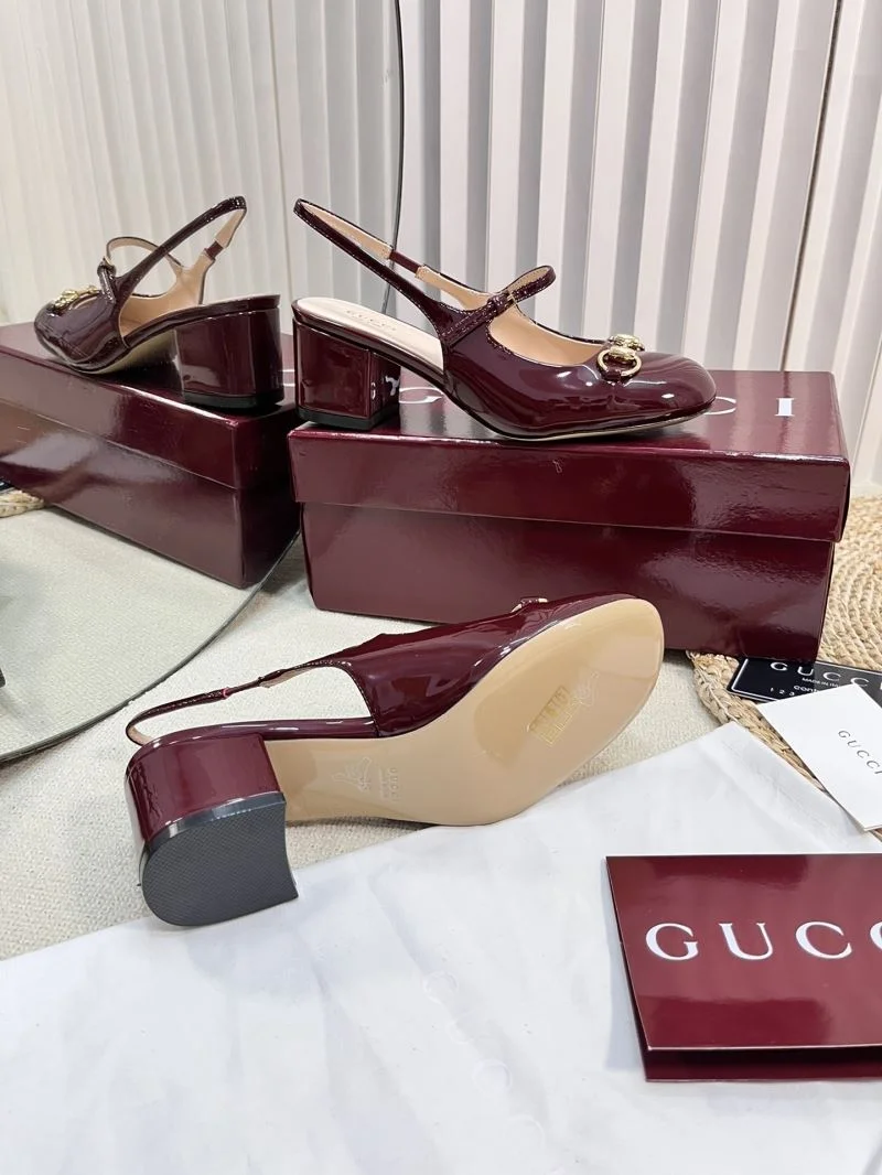 Gucci Sandals Breathable 25048