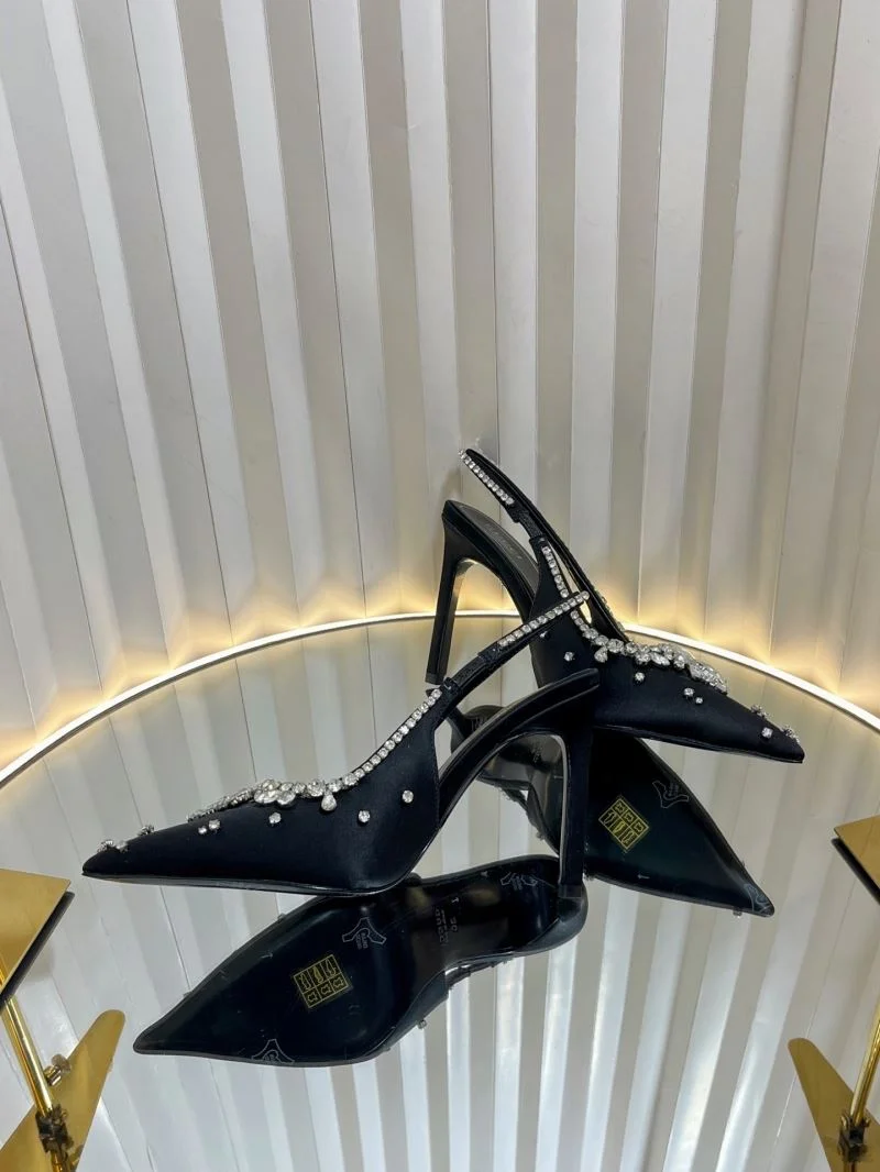 Gucci Sandals Youthful 25078
