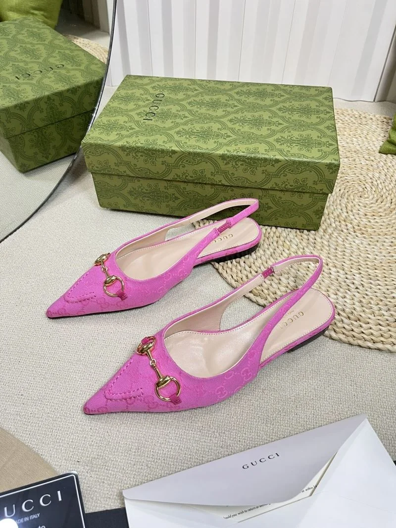 Gucci Sandals WeatherProof 25038
