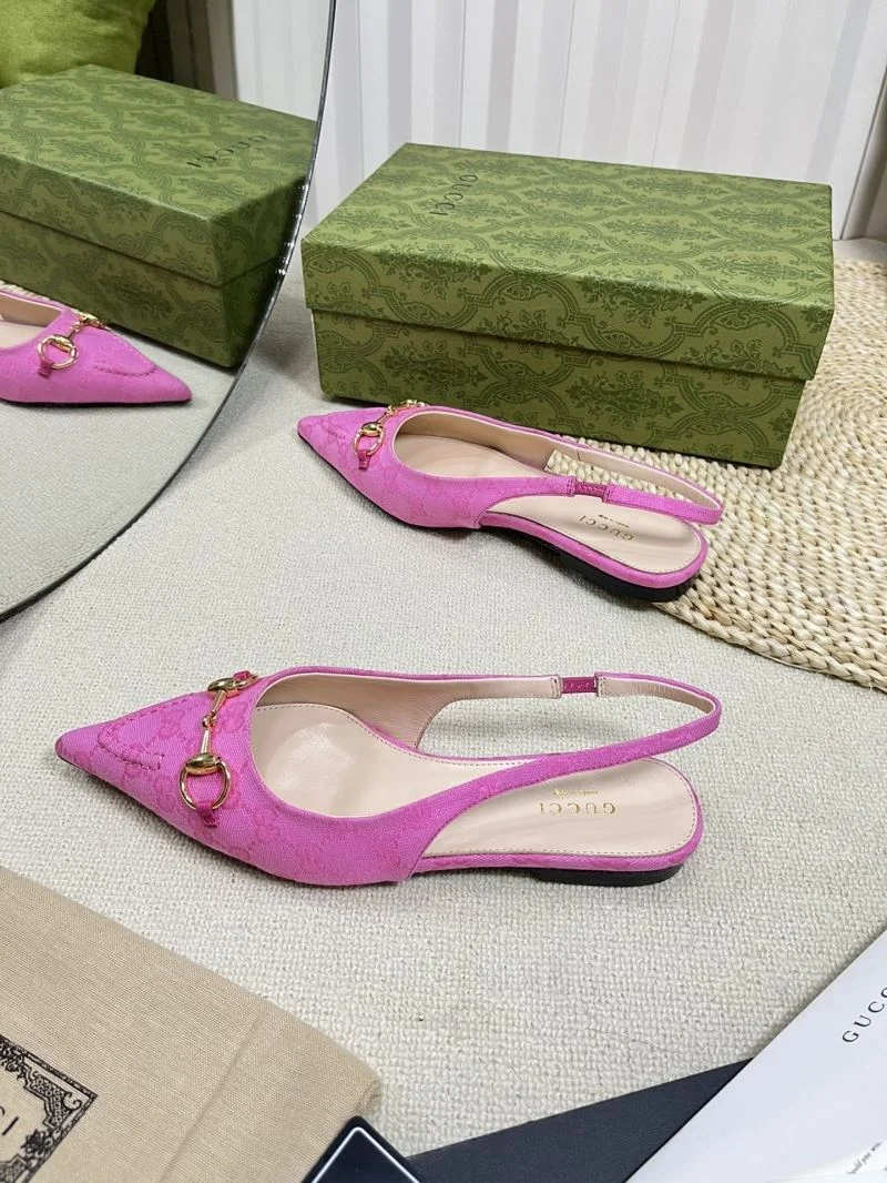 Gucci Sandals WeatherProof 25038