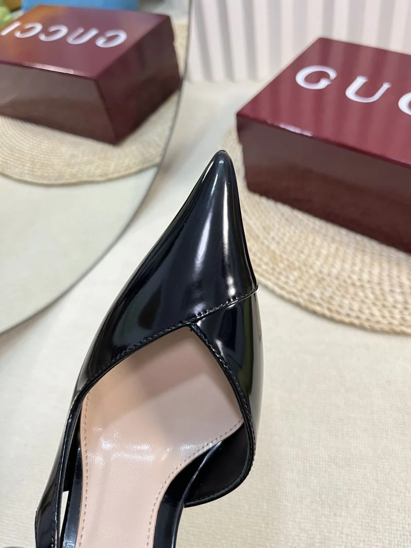 Breathable Gucci Sandals 25063