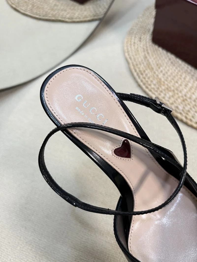 Breathable Gucci Sandals 25063