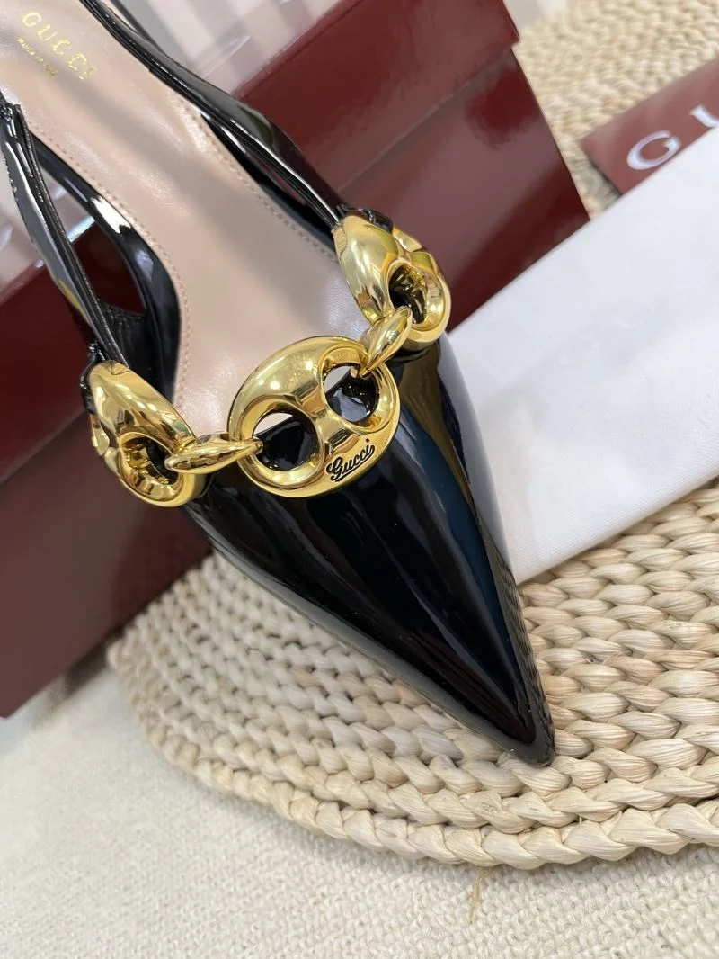 Stretchable Gucci Sandals 25122