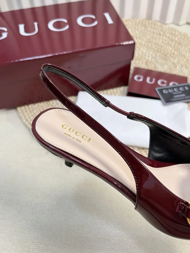 Gucci Sandals FashionForward 25031