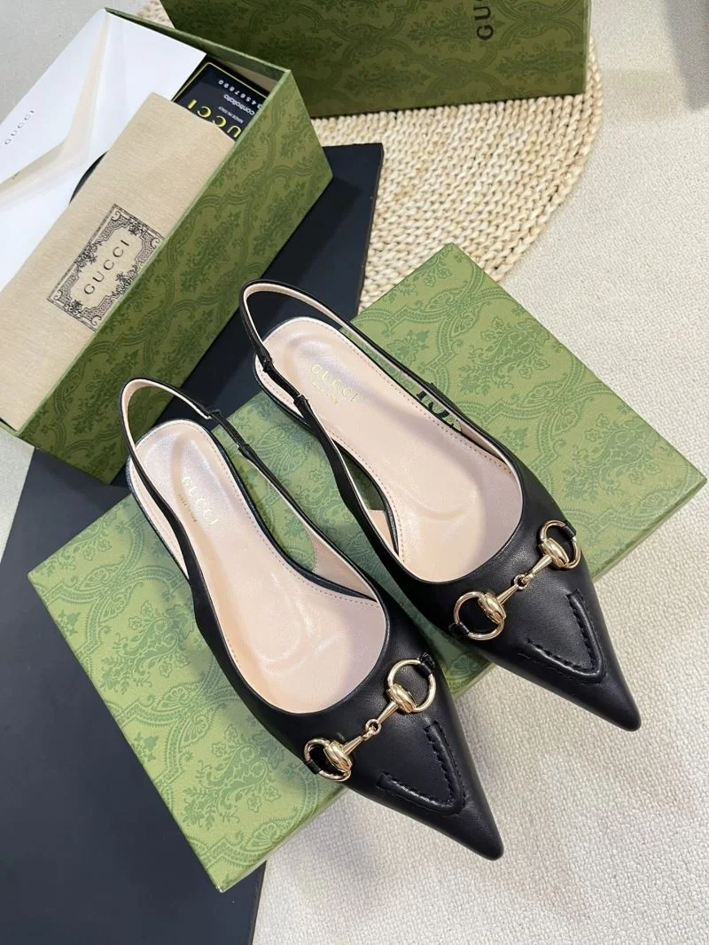 Gucci Sandals Soft 25026