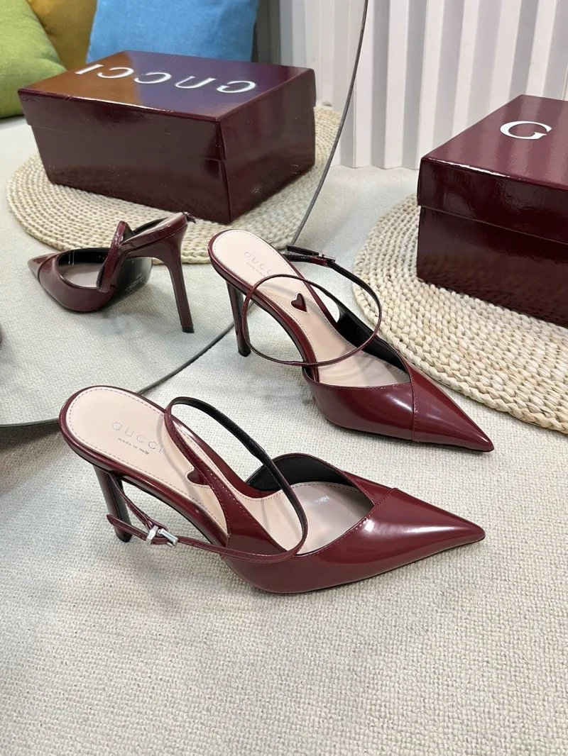 Gucci Sandals Refined 25027