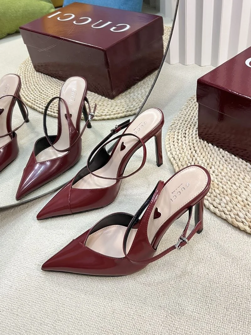 Gucci Sandals Refined 25027