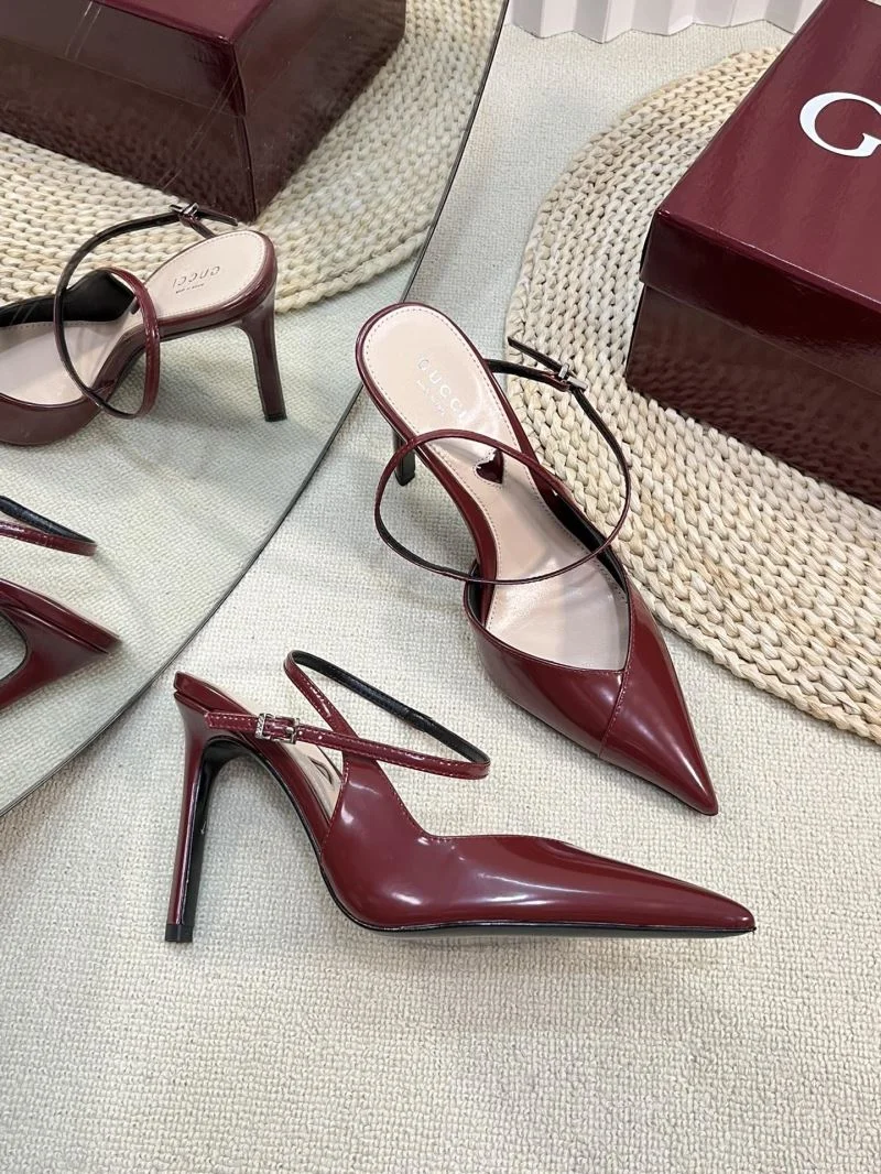 Gucci Sandals Refined 25027