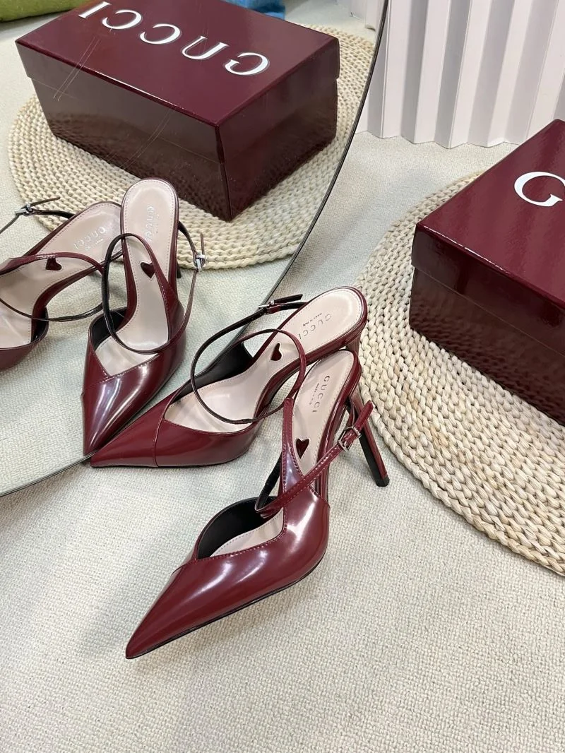 Gucci Sandals Refined 25027