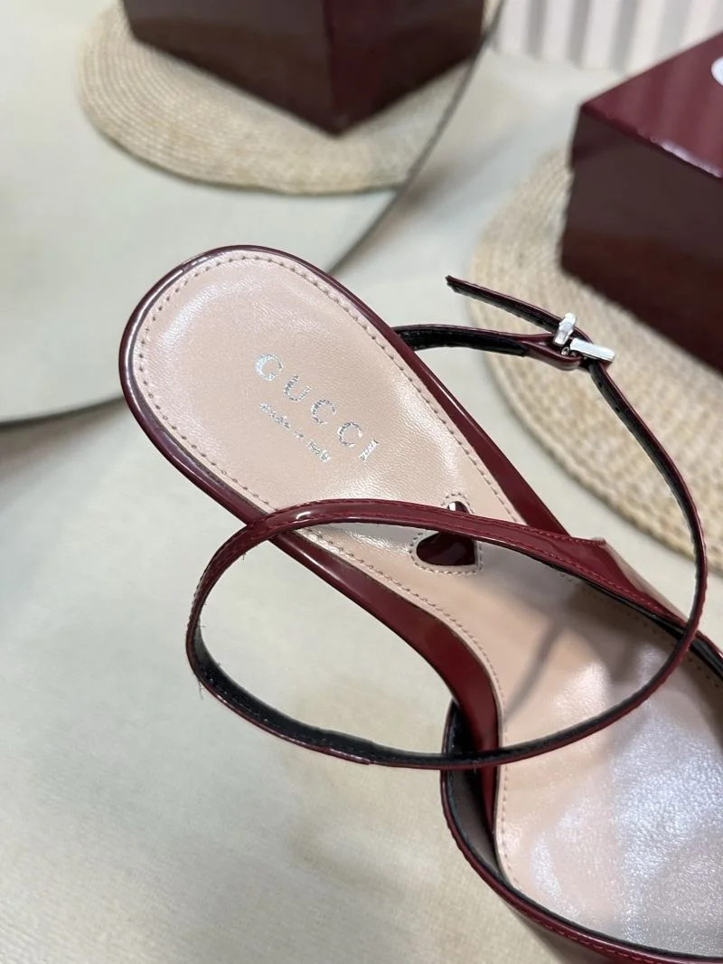 Gucci Sandals Refined 25027