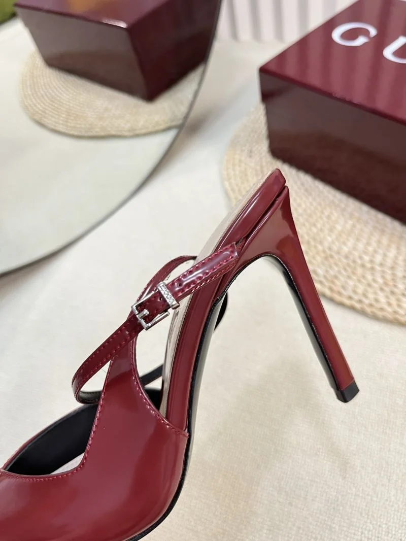 Gucci Sandals Refined 25027