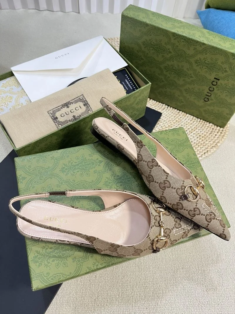 Stylish Gucci Sandals 25023