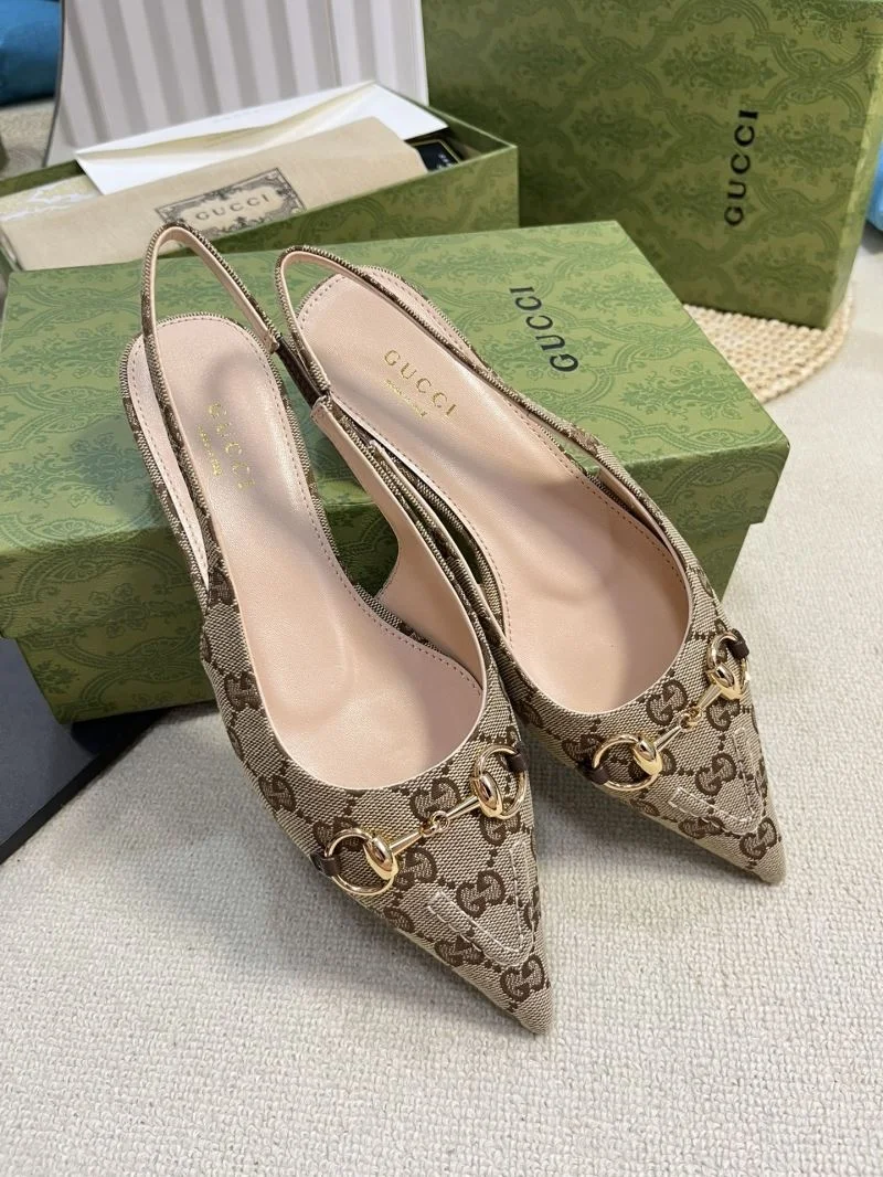 Stylish Gucci Sandals 25023