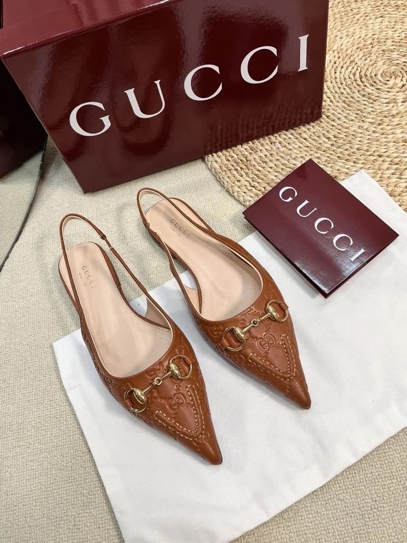 Lightweight Gucci Sandals 25010