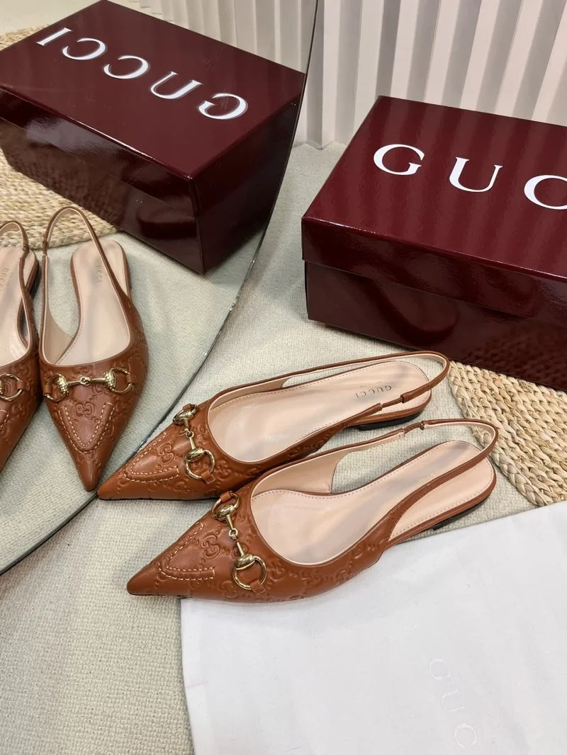 Lightweight Gucci Sandals 25010