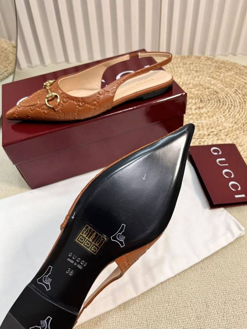 Lightweight Gucci Sandals 25010