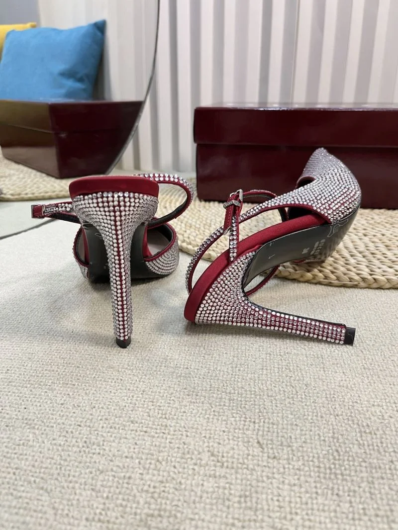 Gucci Sandals Durable 25006
