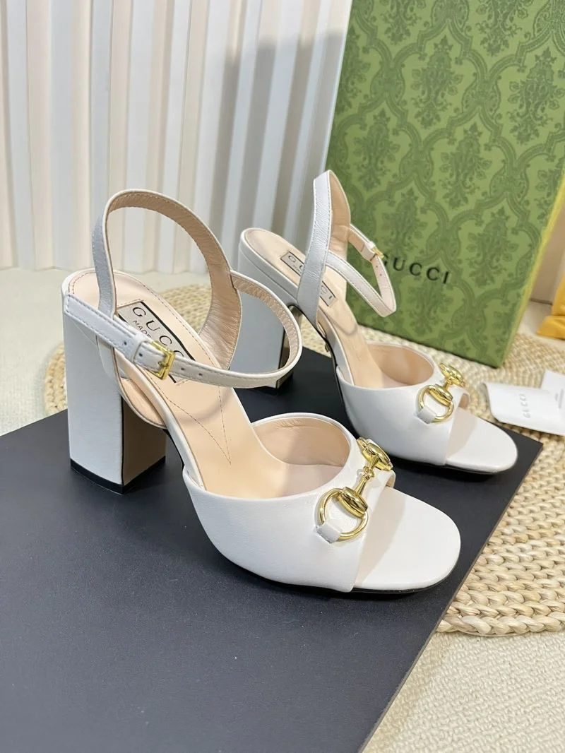 Lightweight Gucci Sandals 25012