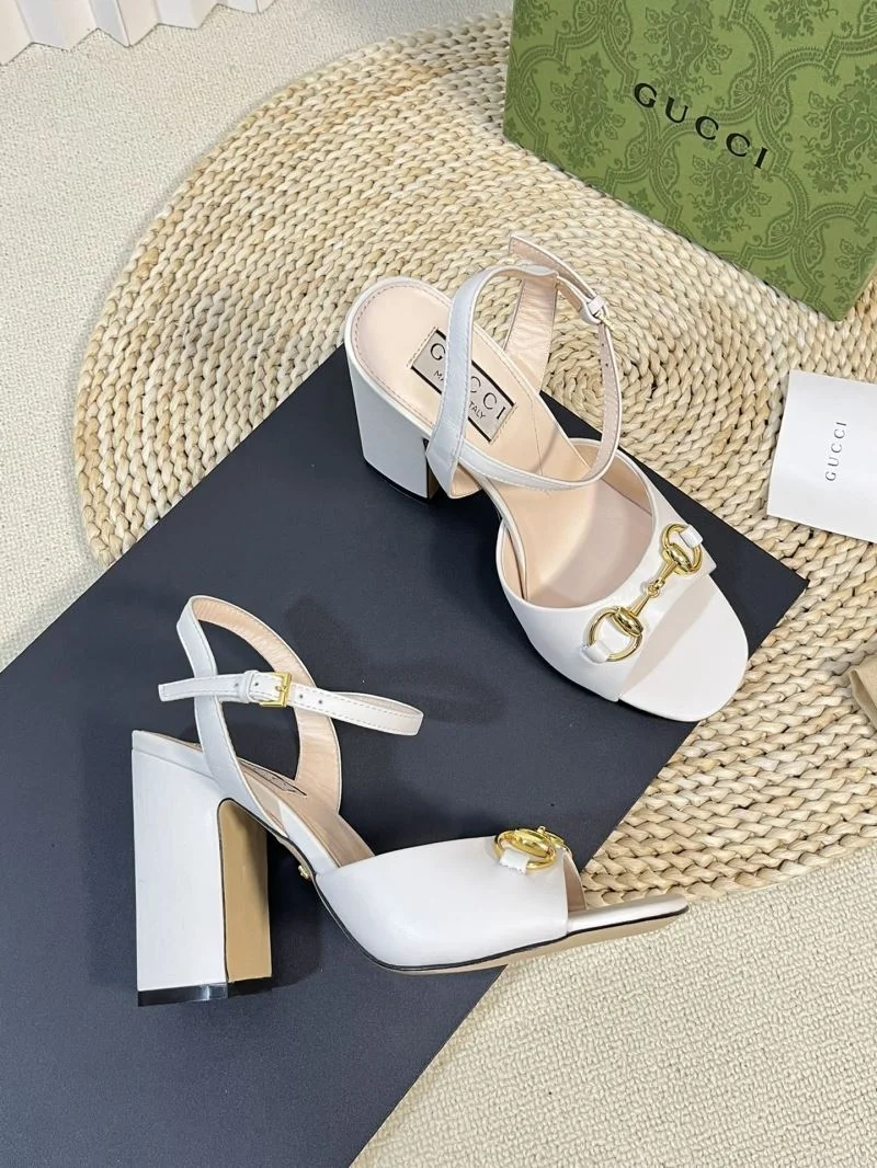 Lightweight Gucci Sandals 25012