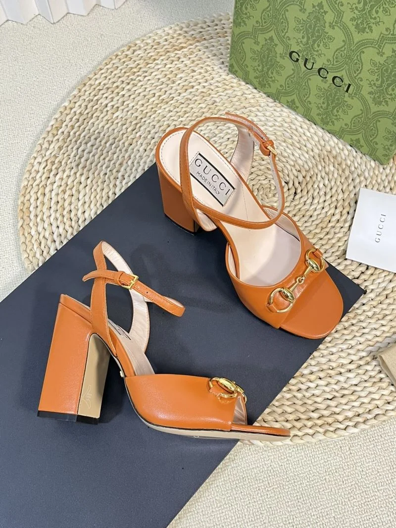 Sporty Gucci Sandals 25032