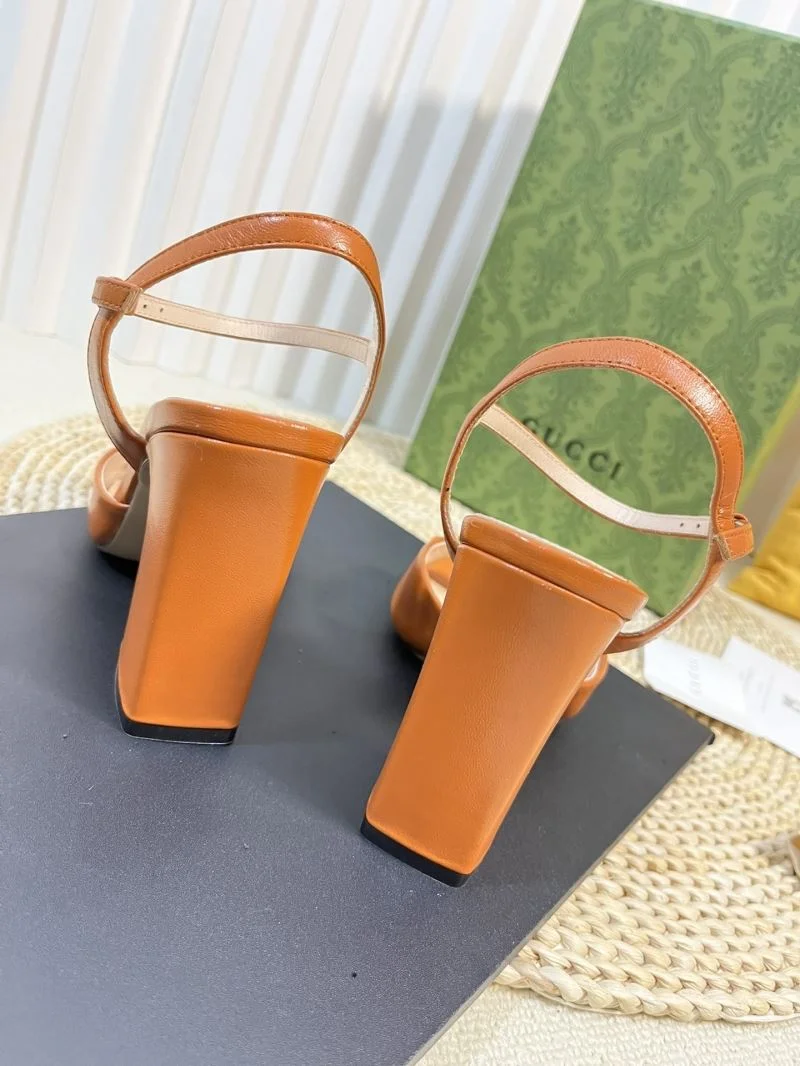 Sporty Gucci Sandals 25032