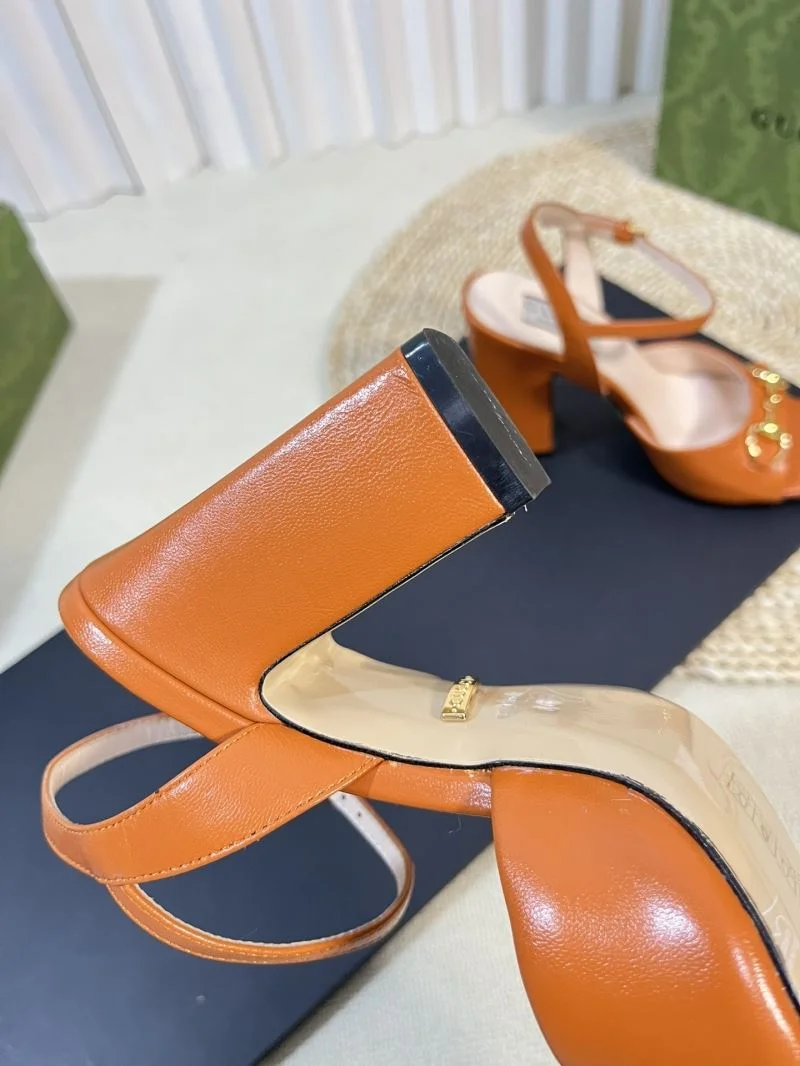 Sporty Gucci Sandals 25032