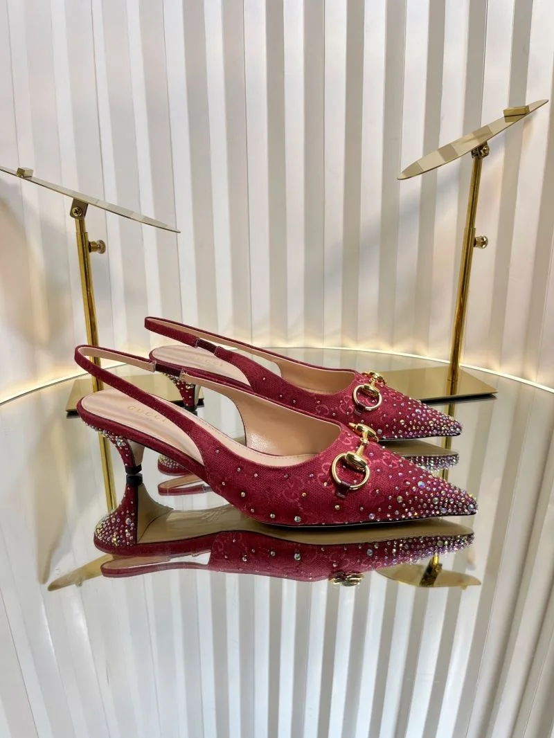 Minimalist Gucci Sandals 24987