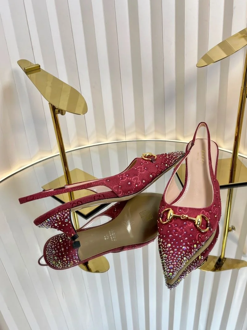 Minimalist Gucci Sandals 24987