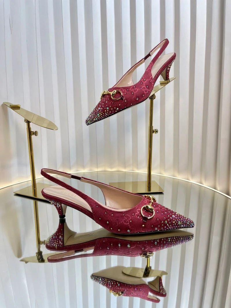 Minimalist Gucci Sandals 24987