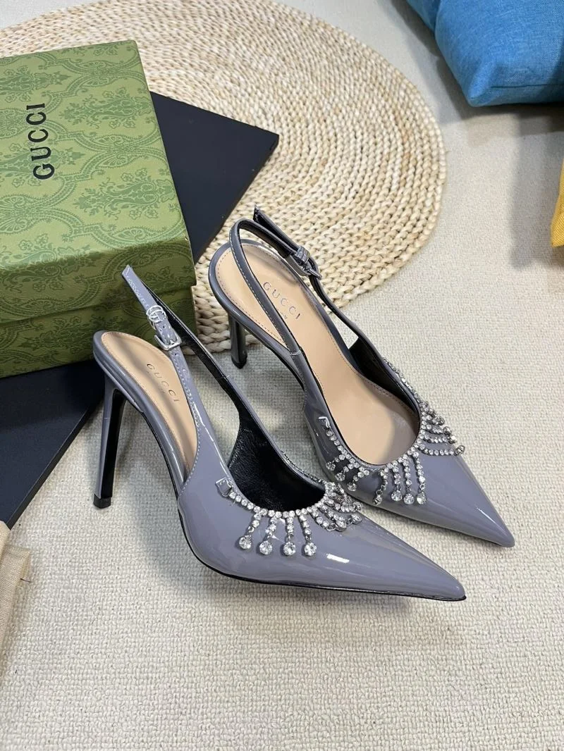 Practical Gucci Sandals 25015