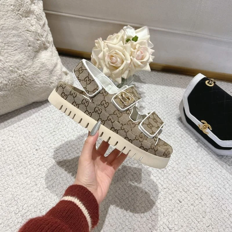Lightweight Gucci Sandals 24992