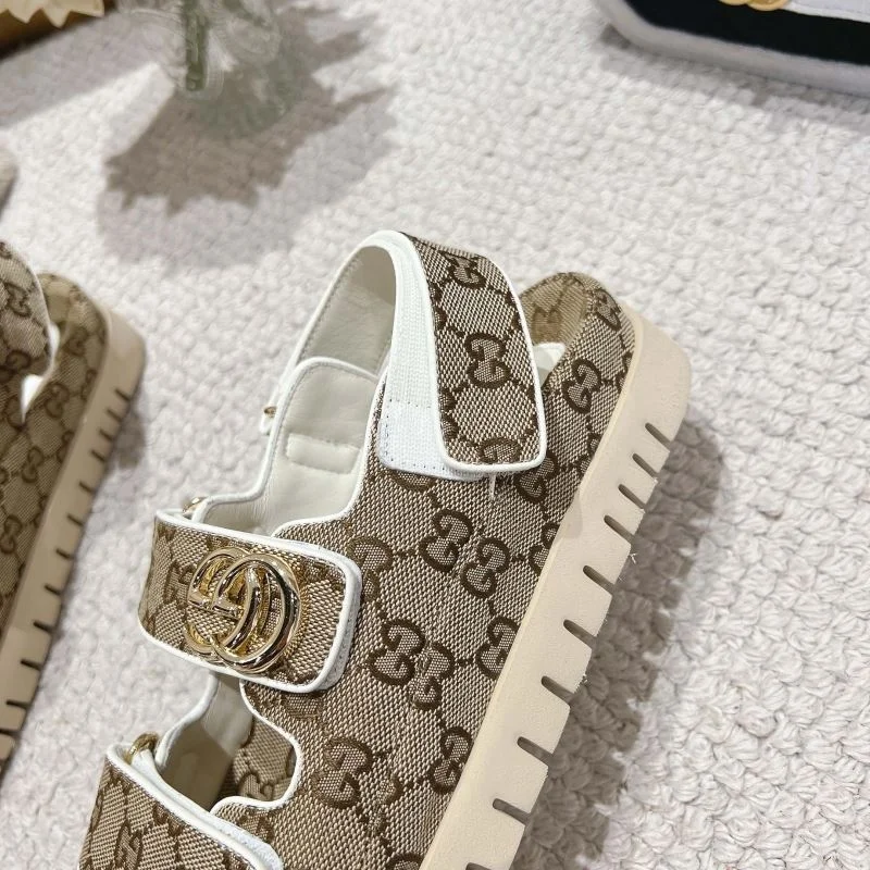 Lightweight Gucci Sandals 24992