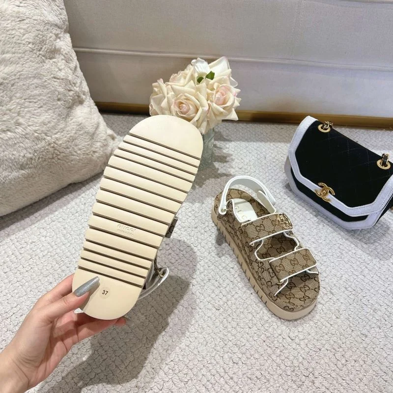 Lightweight Gucci Sandals 24992