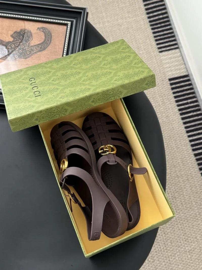 Lightweight Gucci Sandals 24810