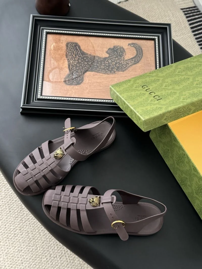 Supportive Gucci Sandals 24785