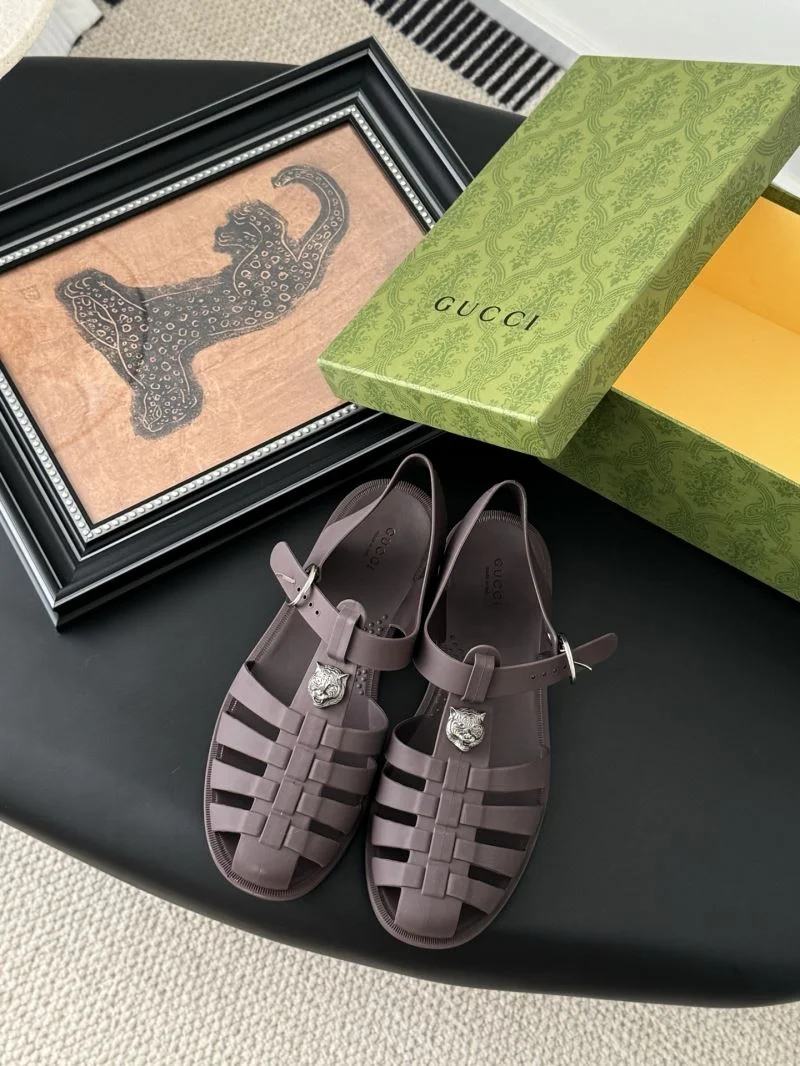Snug Gucci Sandals 24787