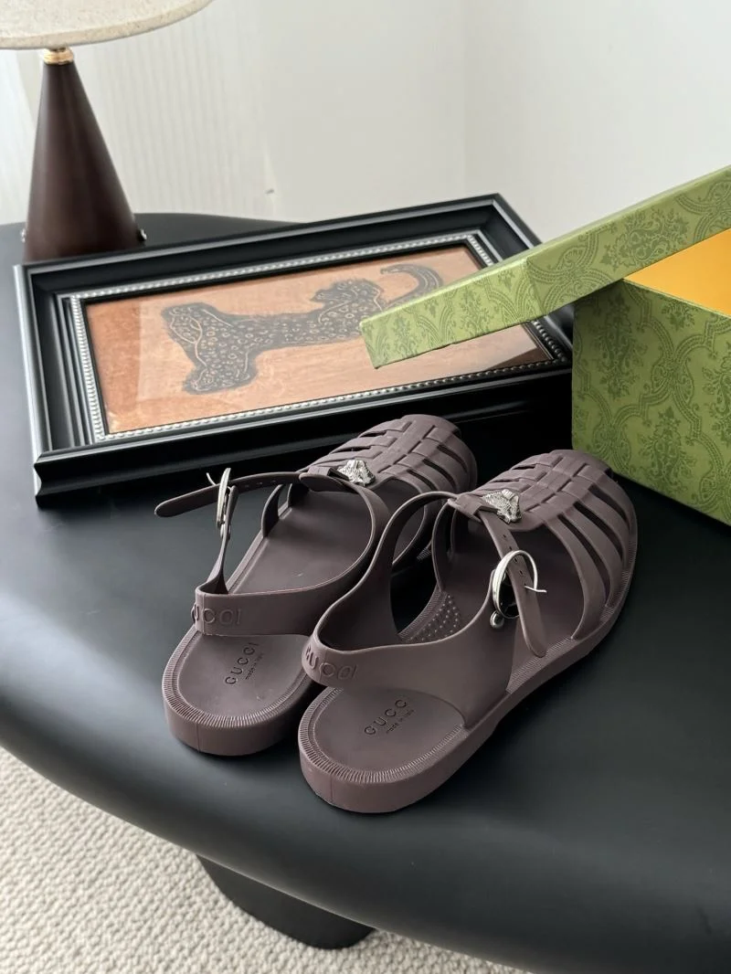 Snug Gucci Sandals 24787