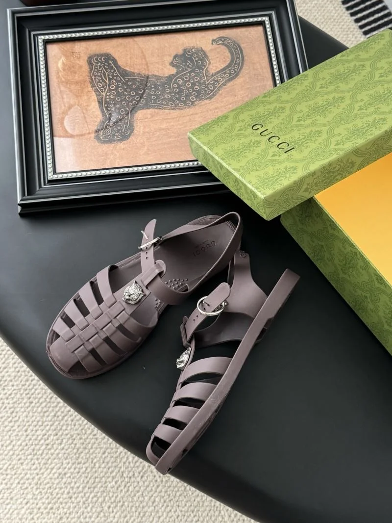 Snug Gucci Sandals 24787