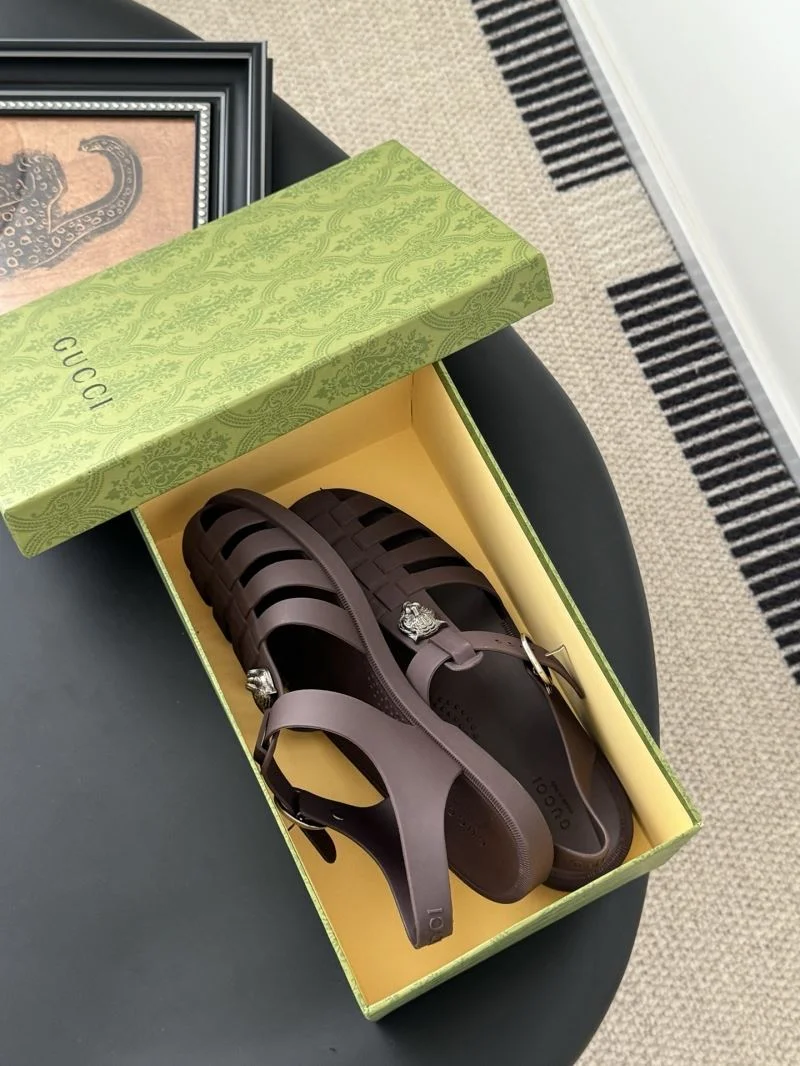 Snug Gucci Sandals 24787