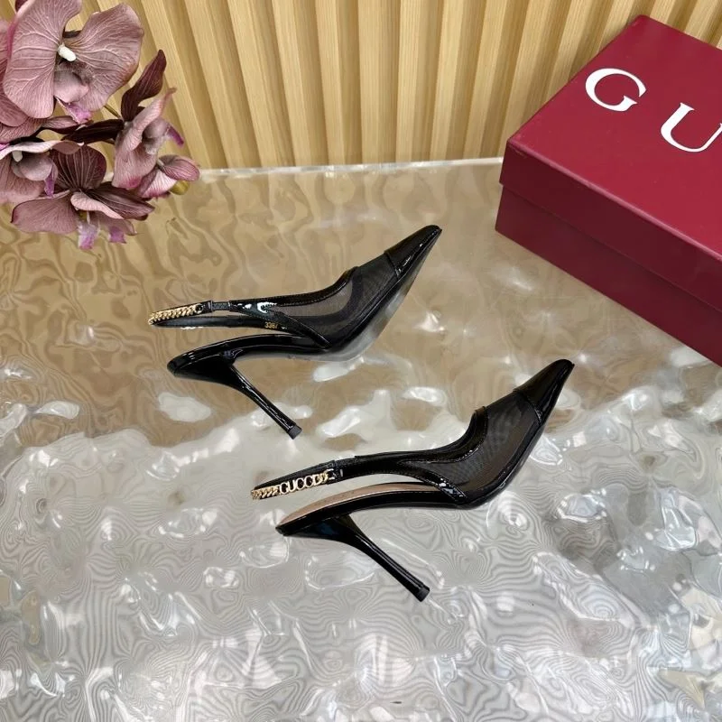 Trendsetting Gucci Sandals 24801