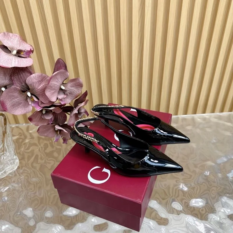 Practical Gucci Sandals 24780