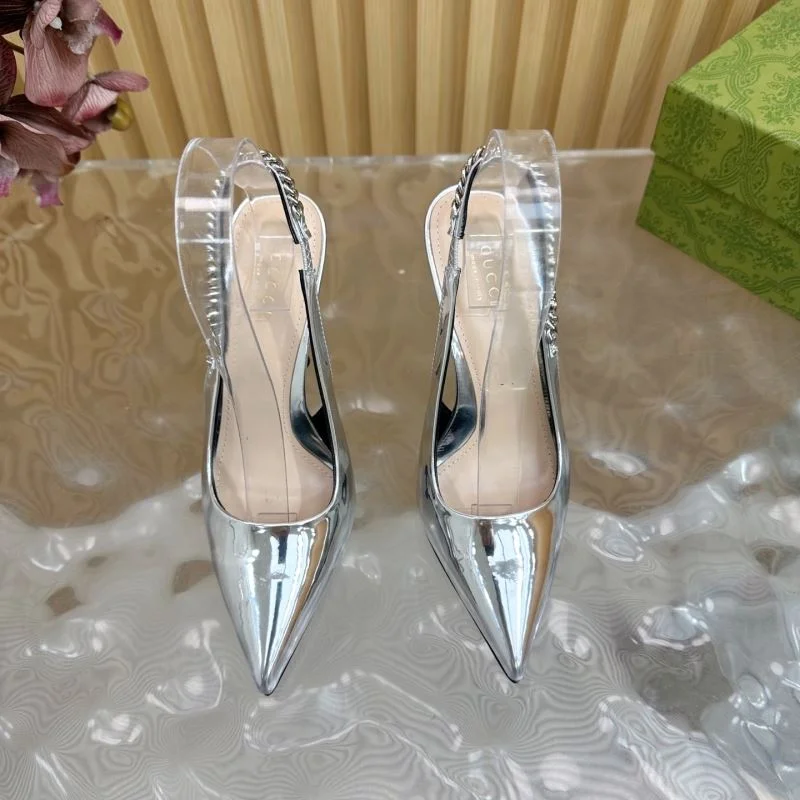 Versatile Gucci Sandals 24796