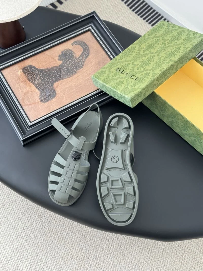 MoistureWicking Gucci Sandals 24777