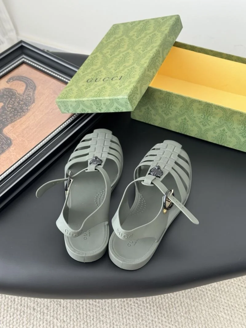 MoistureWicking Gucci Sandals 24777
