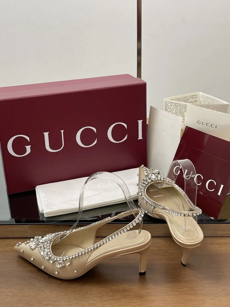 Lightweight Gucci Sandals 24749