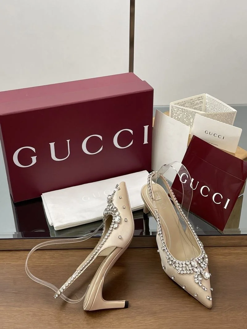 Lightweight Gucci Sandals 24749